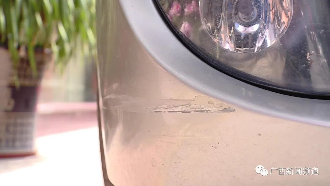  怀疑|店门被宝马堵死，店主一脸懵，车主：我怀疑你刮我的车，给我道歉