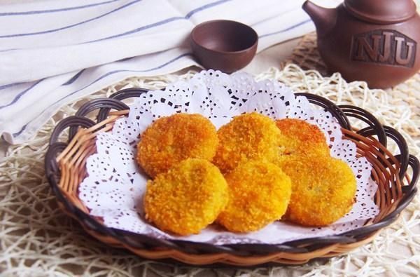 可口可乐|做可乐饼时，是用可口可乐还是百事可乐，都不对，正确的是用它