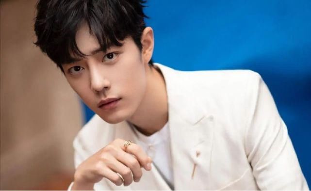  稳中有升|肖战连续两年问鼎“亚太区最帅面孔”，王一博稳中有升，位列第三