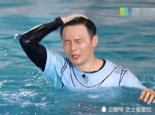 落水|跑男落水卸妆,杨颖没有变化,沙溢变化最大,唯独他让人感到意外