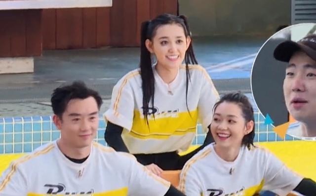 不慎|蒋依依录节目不慎脱妆,大熊猫眼超抢镜,掉妆后这模样没开玩笑