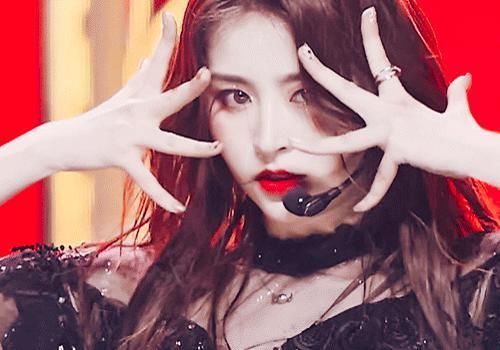 阻止不了|金子涵是Lisa组C位,却被虞书欣抢风头,镜头少也阻止不了发光