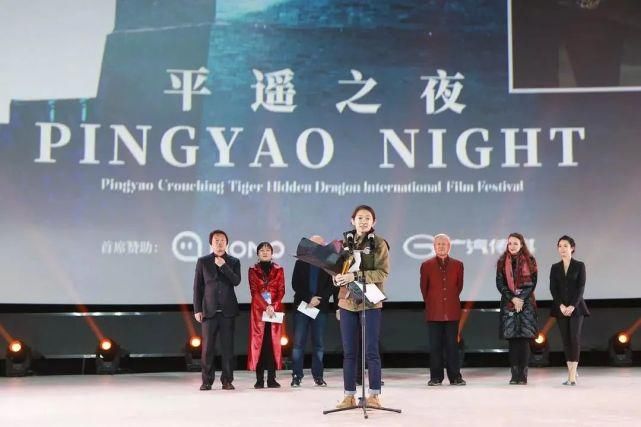  电影节|比肩张艺谋、李安，拍出年度最佳，她成为历史第一人