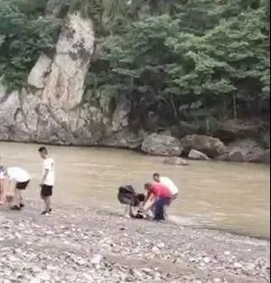  溺水|悲痛！黄村有一名男孩溺水，年仅17岁