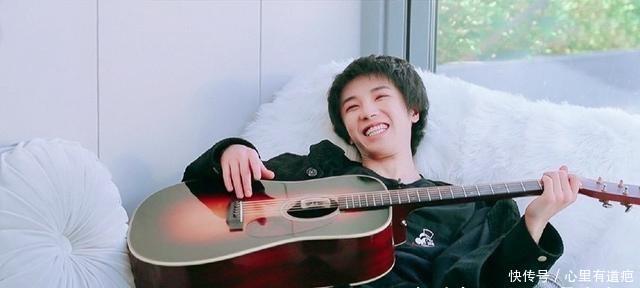 你要相信|华晨宇在《歌手》和左立共同表演不插电《荒野魂斗罗》,名场面