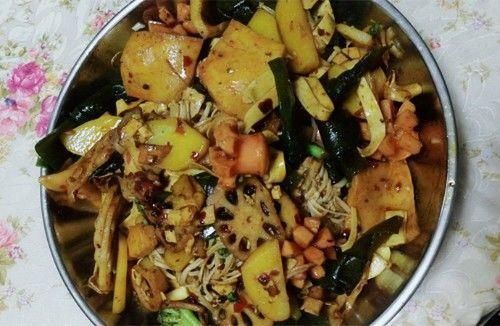  生活费|暑假婆婆帮忙带孩子，我给两千生活费，看到桌上的菜，我又给三千