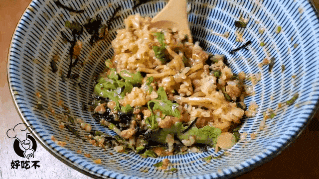 进去|纽约第一家日式油泼面+宝藏小酒馆新张!进去的居然都被上了一课?