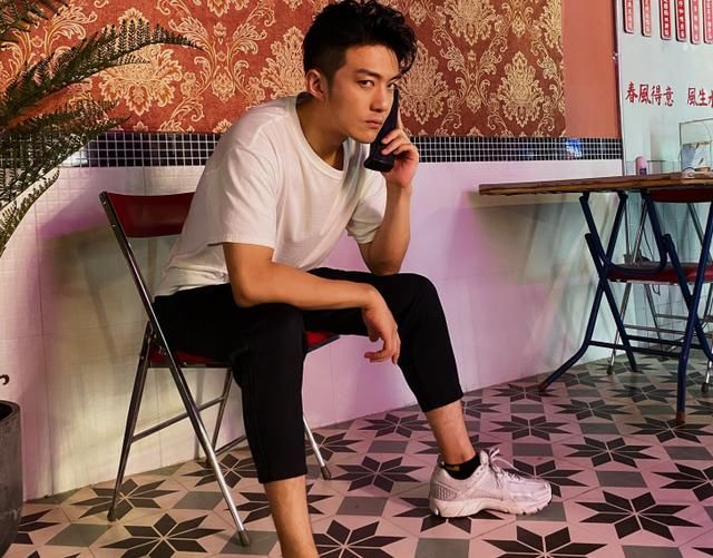  三十而已|许凯为“许幻山”加油打call，李泽锋机智回应，粉丝喊许凯快跑