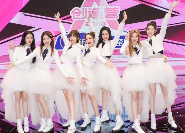  三代|三代同框！火箭少女与R1SE争团王，硬糖少女担任评委遭网友质疑