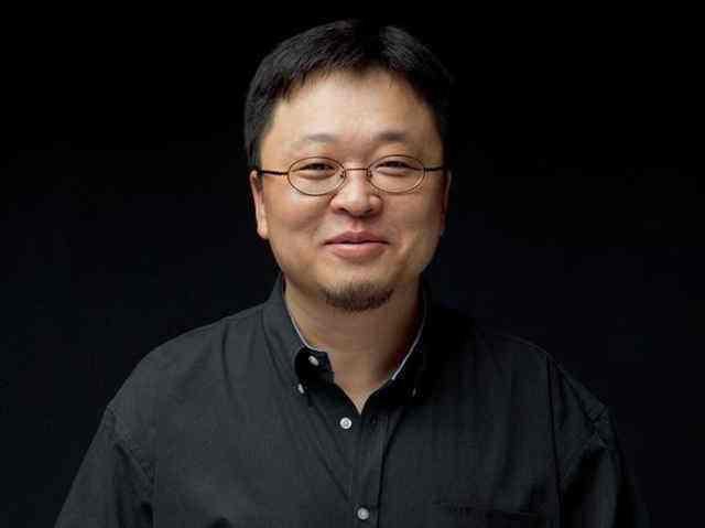  男人|他是创业者，也是直播达人，还会说脱口秀，一个心中有江河的男人