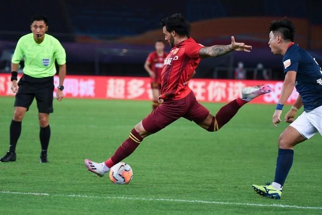  新华社记者|中超单场｜难尝胜利滋味 华夏2:2遭重庆绝平