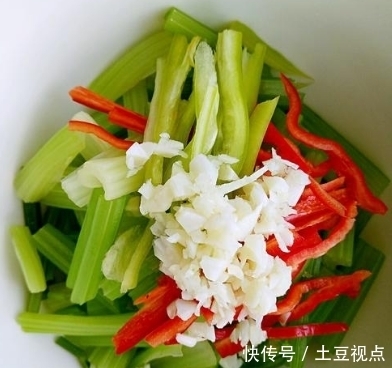  菠菜|天热就该吃凉菜，学会这6道省事又好吃的凉菜，每天吃啥不用愁！