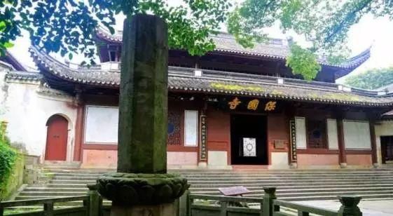 结网|此庙千年鸟不栖，蜘蛛不结网，甚至梁上无灰