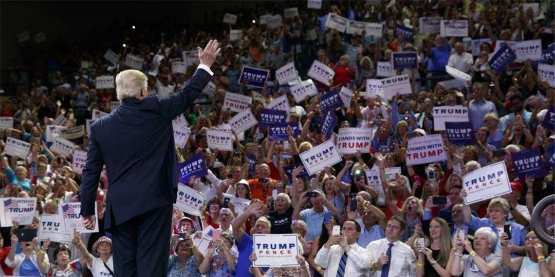  川普|比娱乐圈还热闹，川普体温39.4度，白宫：已经做好最坏打算