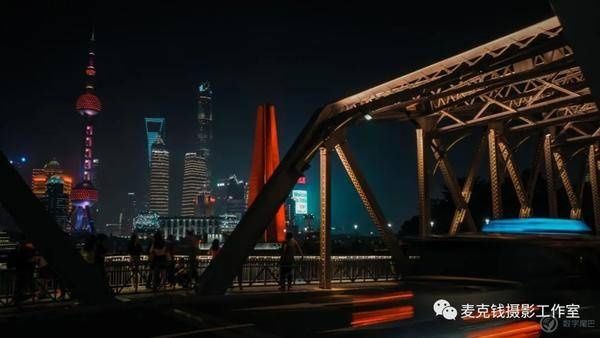  理光|从＂新天地＂到＂新世界＂ 理光 GR3 的街头日记