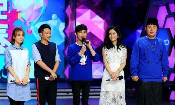  湖南卫视|吴昕在《乘风破浪》唱跳俱佳，在《快乐大本营》才艺平平是人设？