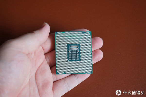 I9|我装了一台因特尔地表最强的I9桌面CPU——10980XE开箱