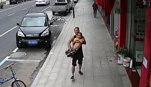  孩子|6.4万元要不回来，男子抱走对方儿子，钱到手人也被刑拘