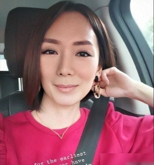  红极一时|曾是“最美何仙姑”，从红极一时到“宣布破产”，她经历了什么？