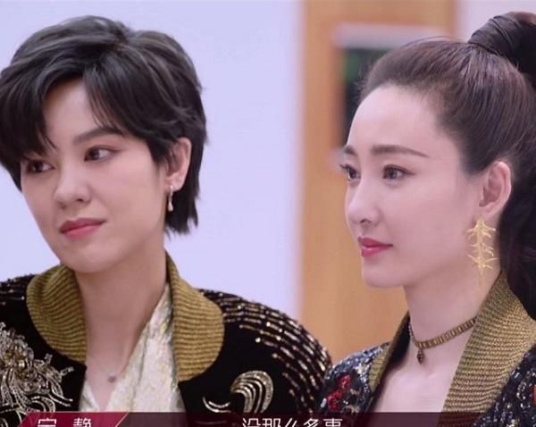  淘汰名单|王丽坤的浪姐舞台结束了，回顾三次组团，每个队长的评价都不一样