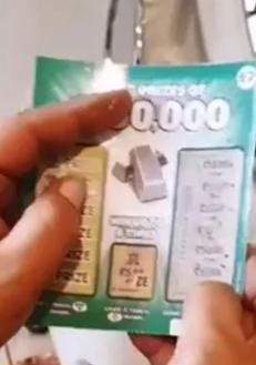 刮出|女子刮出45万大奖，狂喜时听见儿子说的话当场暴走