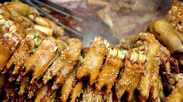  色香味|今天教你在家做麻辣猪蹄，开胃爽口，色香味俱全！