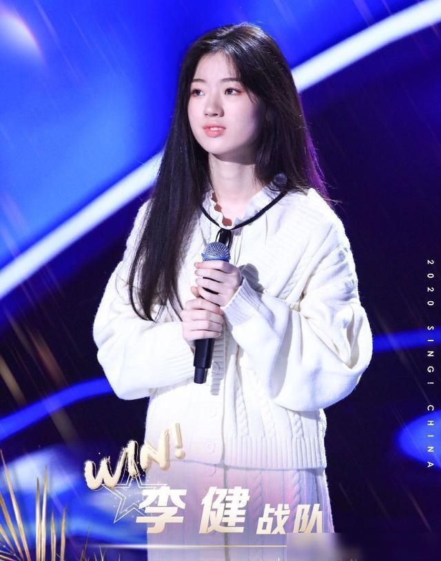  冠军|《中国好声音》已开播三期，单依纯傅新瑶苏玮谁能成为冠军学员？