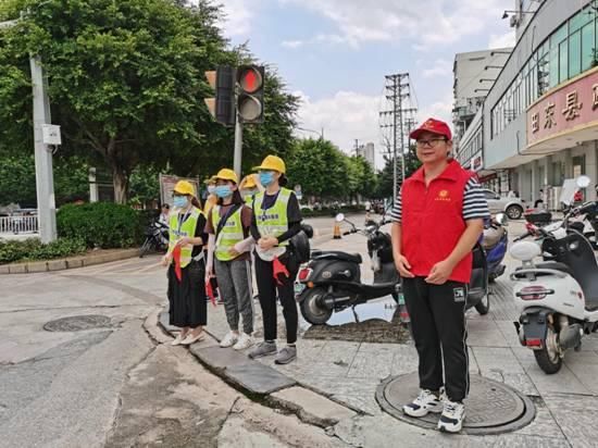 壮美|文明交通，壮美田东：田东实验高中在行动