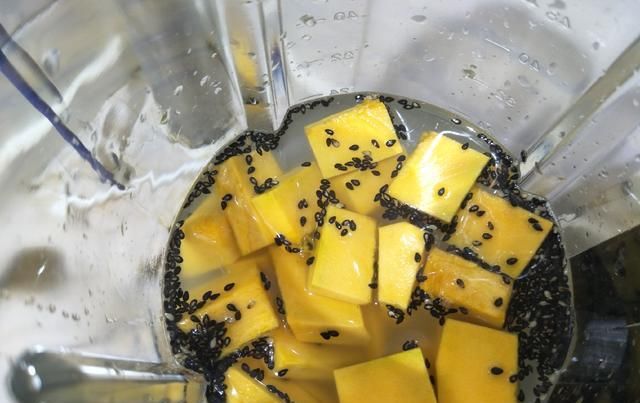  破壁|三伏天，4样食材放入破壁机，营养翻倍，口感好喝孩子喜欢