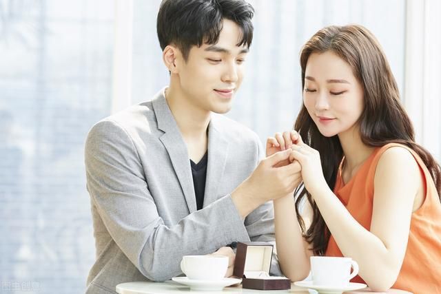  动作|总是会做出一些暖心动作的星座