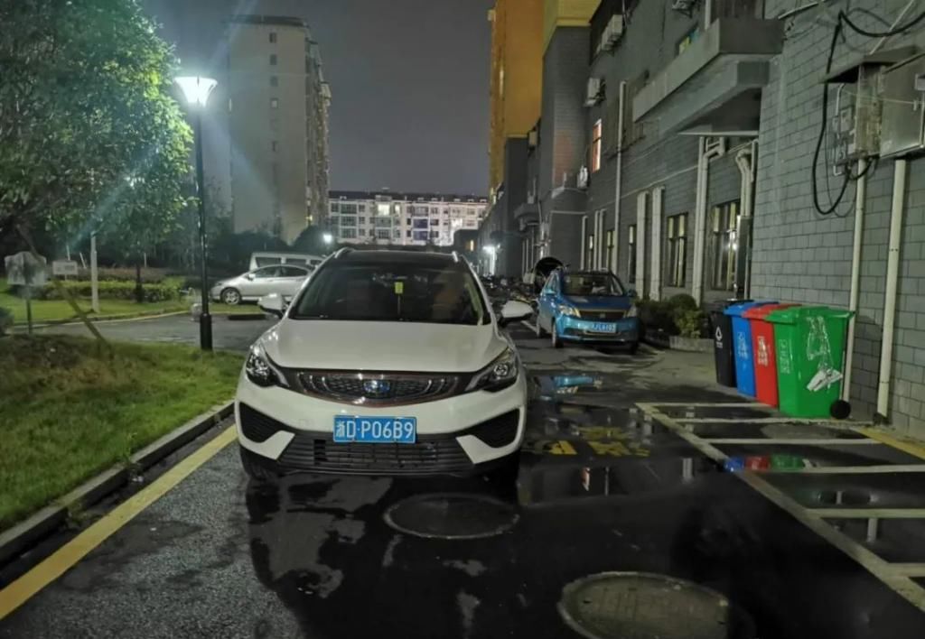 占用|?持续曝光！萍乡又一批私家车占用消防车通道