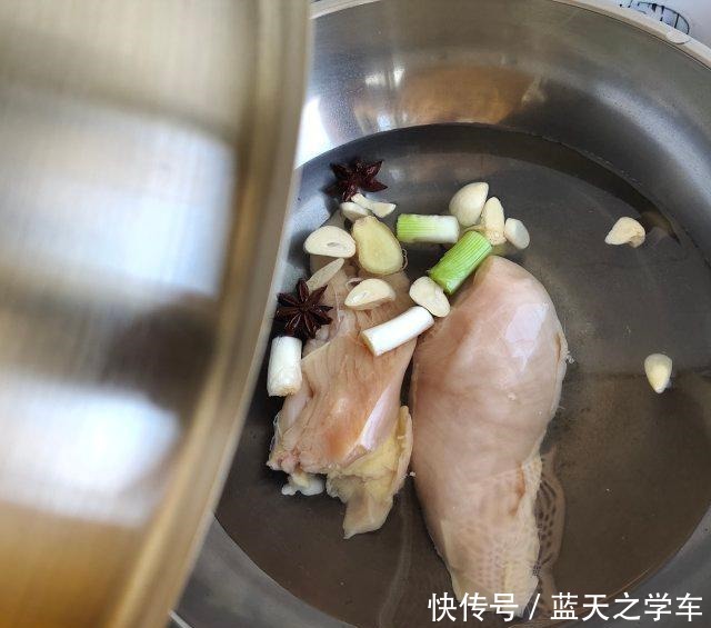  香辣|凉拌麻辣鸡丝，香辣爽口，超开胃