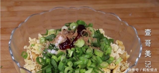  天天|豆腐不要红烧了，教你新做法，营养又解馋，我家天天吃不腻