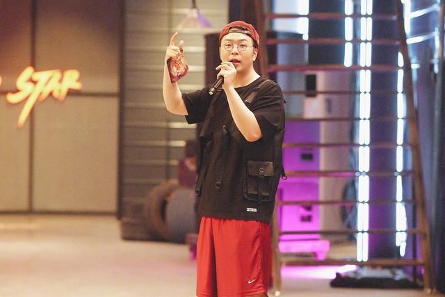 杨超越|《心动的信号3》女嘉宾太养眼,看清男嘉宾阵容后:收视率不愁了