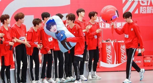  意外|《超新星运动会》定档啦！周震南意外缺席，新晋助力官也太帅了