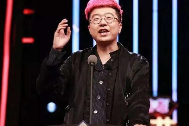  最早|王自健最早让中国观众认识脱口秀，后来李诞取代他成为脱口秀之王