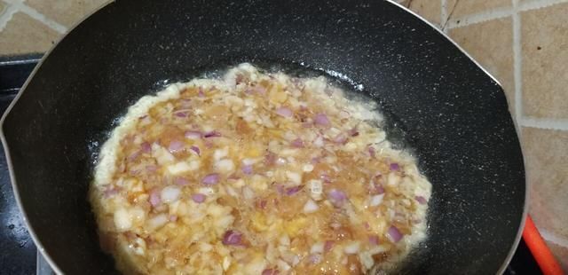  散粒|洋葱+猪肉+鸡蛋，做出美味上等肴佳，颗颗散粒即下饭又香鼻