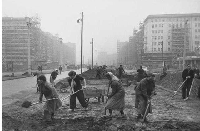 德国|德国快速恢复的秘密，希特勒临死前这道命令，新政府执行70年