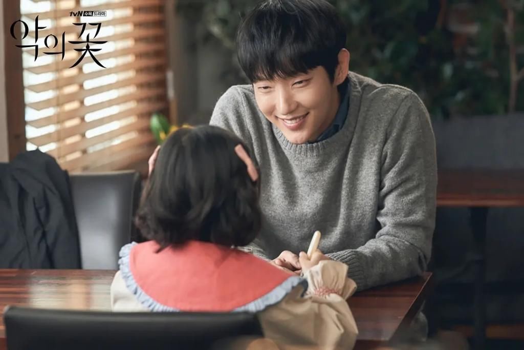  基版|韩剧《邪恶之花》来袭，李准基版张东升，会有怎样的惊喜？