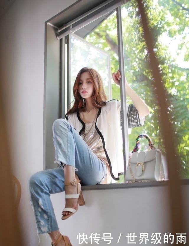 显瘦|紧身牛仔裤使得所有穿搭的烦恼都会烟消云散