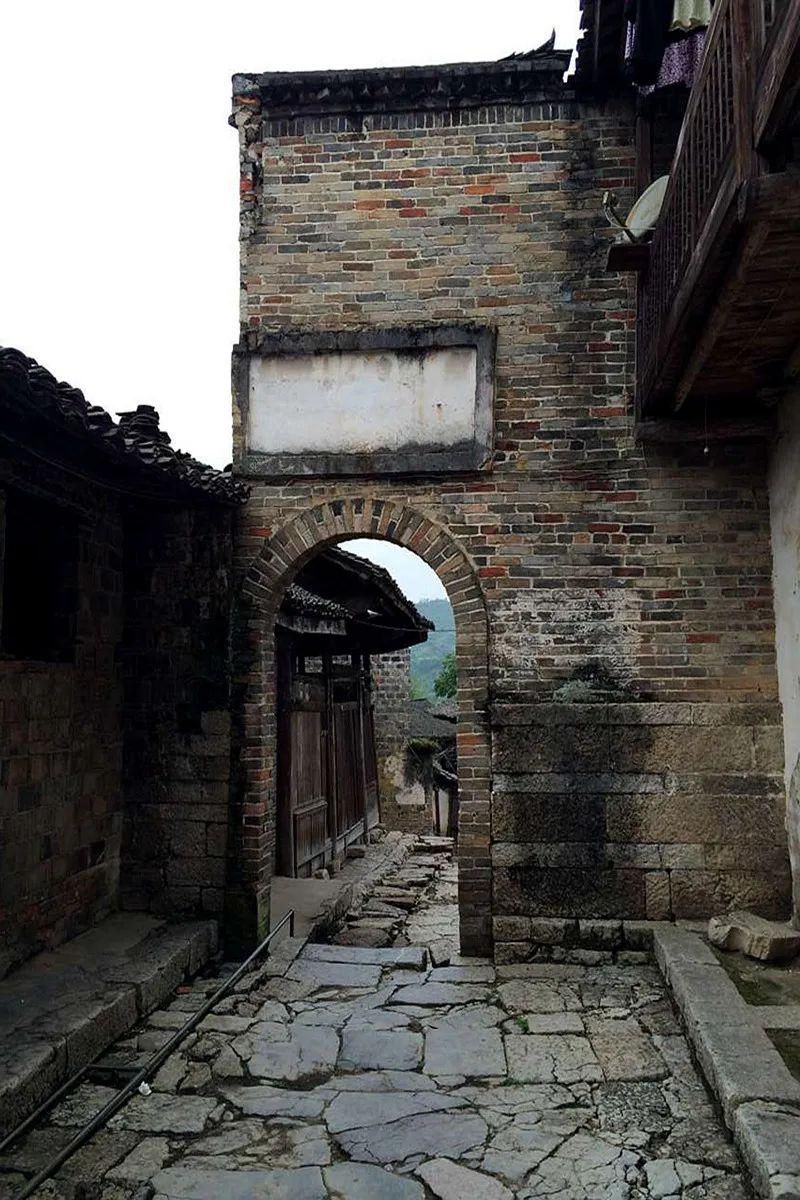 贾市河|守望的历史：里耶贾市古街