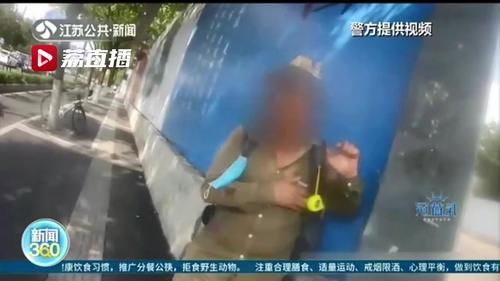  急坏|身上只剩百来块钱的男子得知老家被淹急坏了 民警：你回家的路费我们来