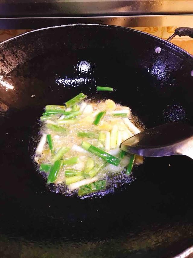 肉贩|它是猪身上“最值钱”的一块肉,肉贩偷偷留着吃,识货的抢着买