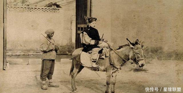 刘若莲|一女子骑着小毛驴叫皇帝让路,皇帝一看,把自己的轿子让给她坐