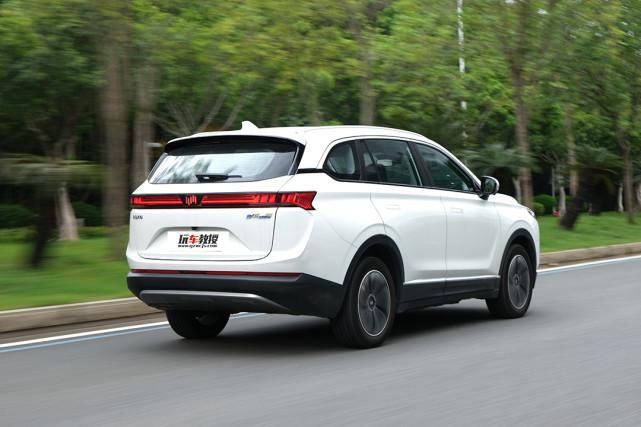 SUV|这款20多万的国产SUV，科技感很强实力真心不错！