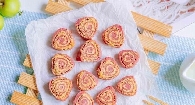  彩蔬面粉|这方子我做了不下10次，酥脆到灵魂，秒杀曲奇更鲜香!宝宝辅食