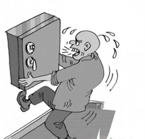  合作|保险柜接连不翼而飞 秀峰警方“水陆合作”找到“关键证据”