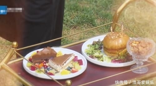  脱口而出|蔡徐坤《跑男》买单，李晨脱口而出的话，暴露明星的真实消费水平