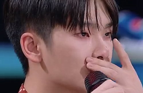  喊话|《明日之子》选手出圈，一个喊话周震南记住名字，一个让南南落泪