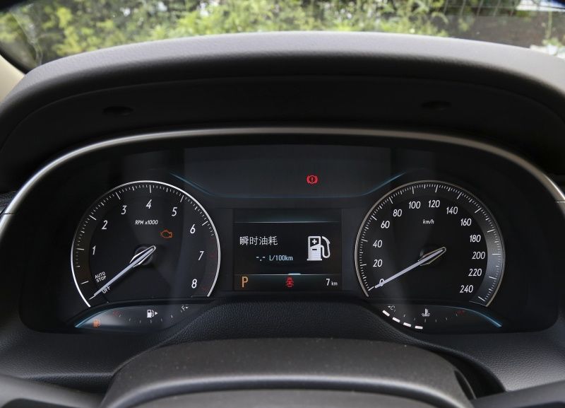 英朗|别克英朗9月份甩出3.18万辆，只要有四缸，谁还看大众桑塔纳